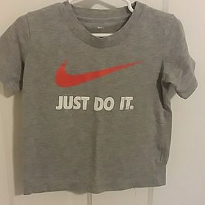Nike t-shirt